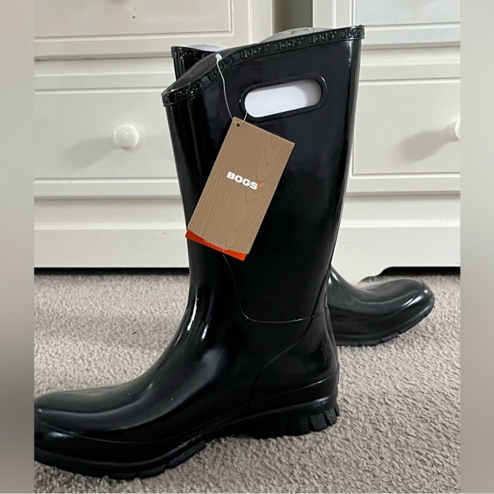 New BOGS rubber boots for woman